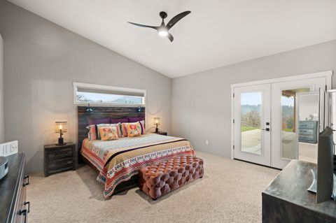 Tiny photo for 182 Blue Chip Lane, Grants Pass, OR 97527 (MLS # 220212206)