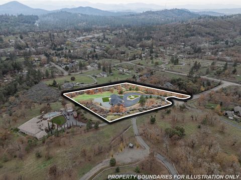 Tiny photo for 182 Blue Chip Lane, Grants Pass, OR 97527 (MLS # 220212206)