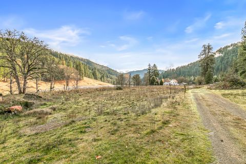 Tiny photo for 6026 Carberry Creek Road, Jacksonville, OR 97530 (MLS # 220213209)