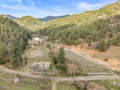 Tiny photo for 6026 Carberry Creek Road, Jacksonville, OR 97530 (MLS # 220213209)