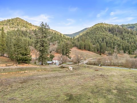 Tiny photo for 6026 Carberry Creek Road, Jacksonville, OR 97530 (MLS # 220213209)
