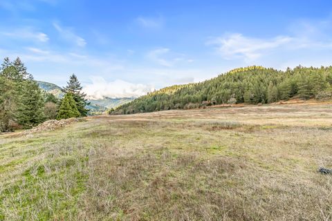 Tiny photo for 6026 Carberry Creek Road, Jacksonville, OR 97530 (MLS # 220213209)