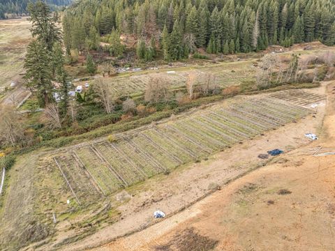 Tiny photo for 6026 Carberry Creek Road, Jacksonville, OR 97530 (MLS # 220213209)