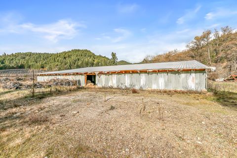 Tiny photo for 6026 Carberry Creek Road, Jacksonville, OR 97530 (MLS # 220213209)