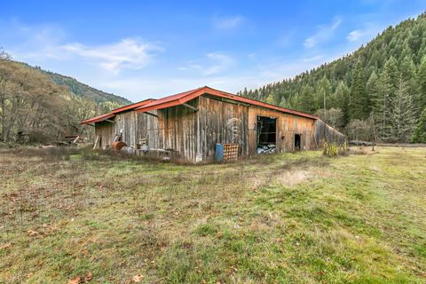 Tiny photo for 6026 Carberry Creek Road, Jacksonville, OR 97530 (MLS # 220213209)