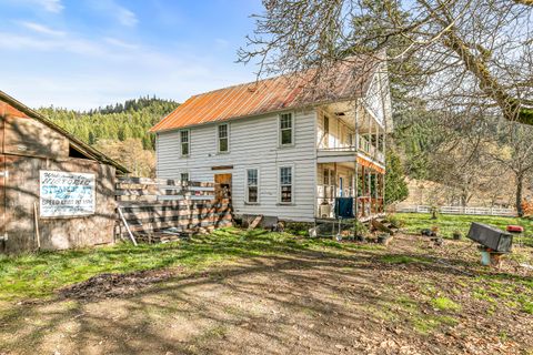 Tiny photo for 6026 Carberry Creek Road, Jacksonville, OR 97530 (MLS # 220213209)