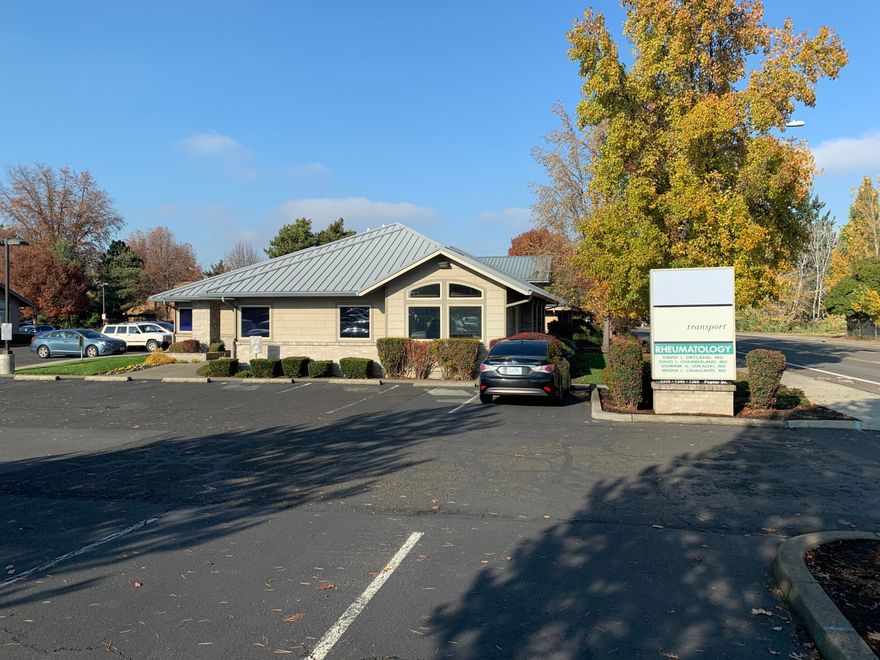 Former Mechanic Bank location. High visibility on Poplar Drive adjacent the McAndrews Marketplace entry. Standalone professional office building of 2,630 square feet. Monument services, medical, insurance, law firm, engineering. Close to all the restaurants and services on McAndrews Road. Rental Rate $1.50NNN/sf/month.
