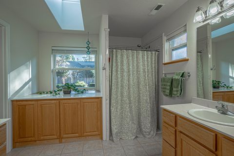 Tiny photo for 1025 Anglers Place, Shady Cove, OR 97539 (MLS # 220217310)