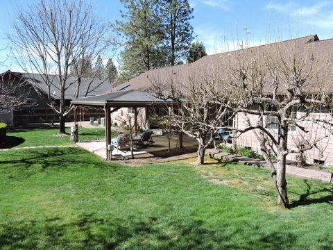 Tiny photo for 1025 Anglers Place, Shady Cove, OR 97539 (MLS # 220217310)