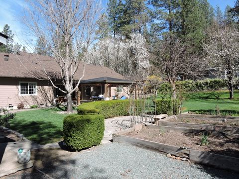 Tiny photo for 1025 Anglers Place, Shady Cove, OR 97539 (MLS # 220217310)