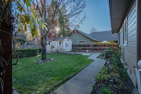 Tiny photo for 1025 Anglers Place, Shady Cove, OR 97539 (MLS # 220217310)