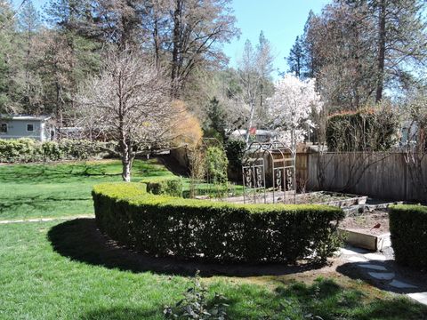 Tiny photo for 1025 Anglers Place, Shady Cove, OR 97539 (MLS # 220217310)