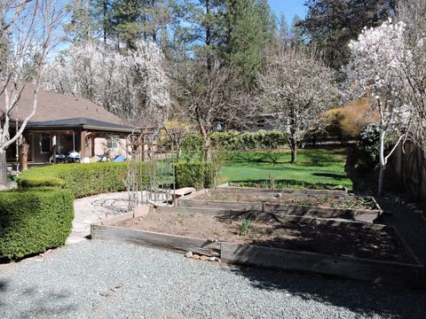 Tiny photo for 1025 Anglers Place, Shady Cove, OR 97539 (MLS # 220217310)