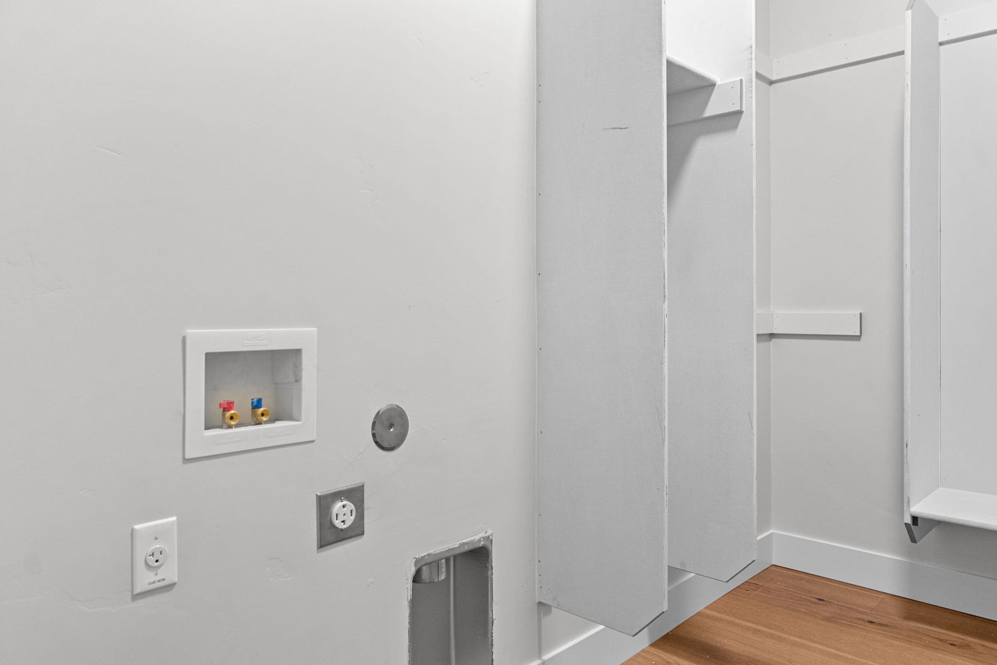 Pine Springs - Residential