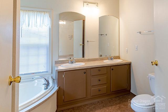 Deschutes RiverWoods - Residential