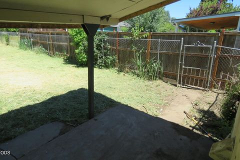 Tiny photo for 2619 Scott Street, Klamath Falls, OR 97601 (MLS # 220223905)
