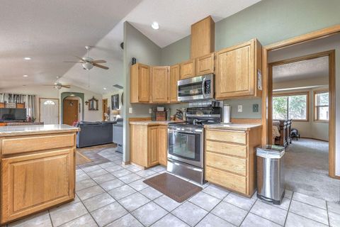 Tiny photo for 7208 NE Ochoco Highway, Prineville, OR 97754 (MLS # 220212208)