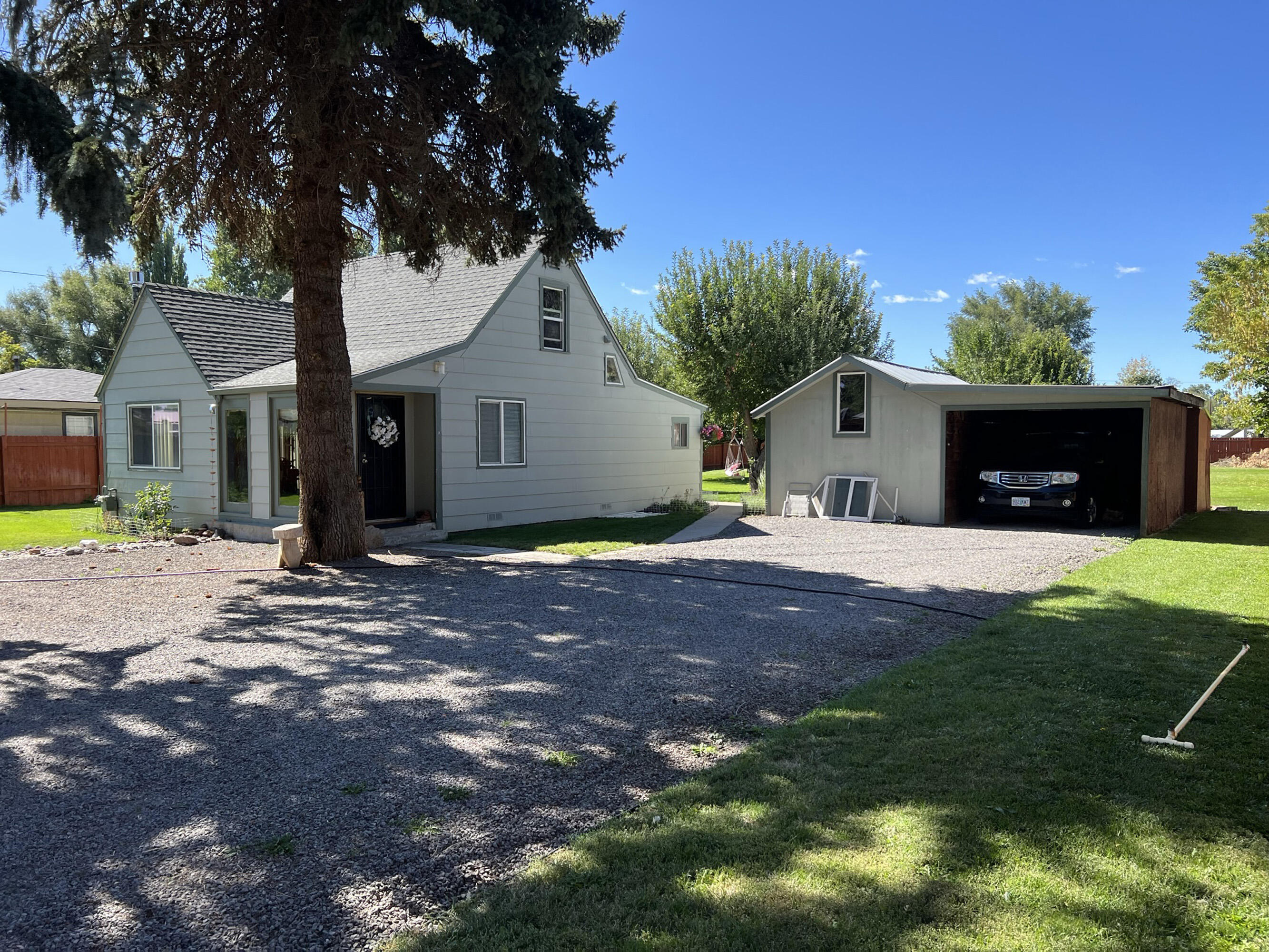 Altamont Acres - Residential