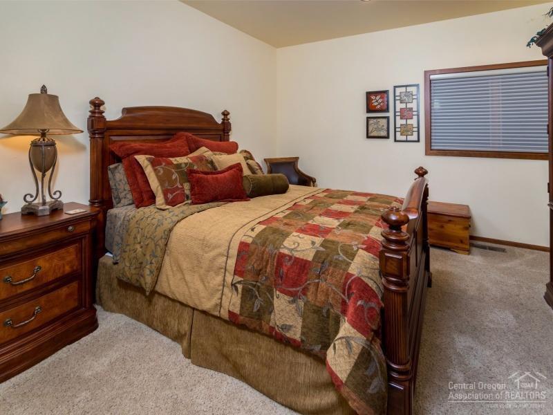 Broken Top - Residential