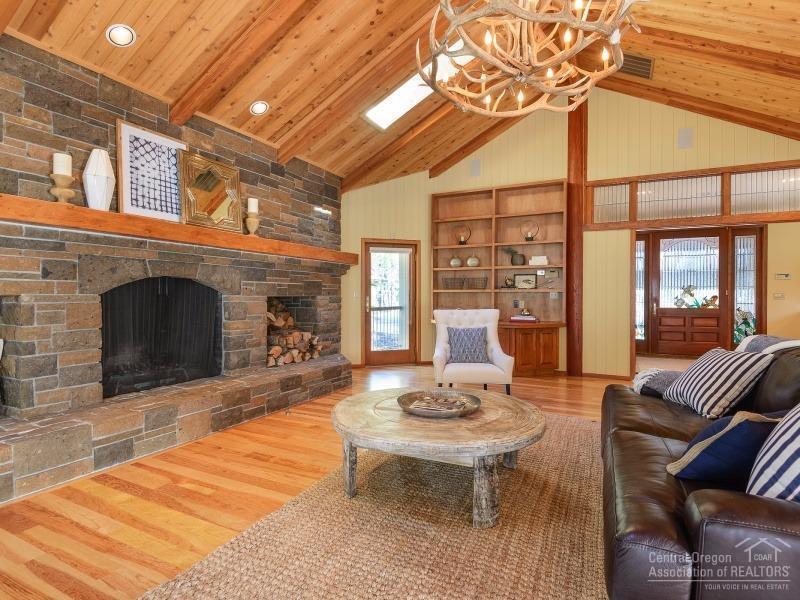 Broken Top - Residential