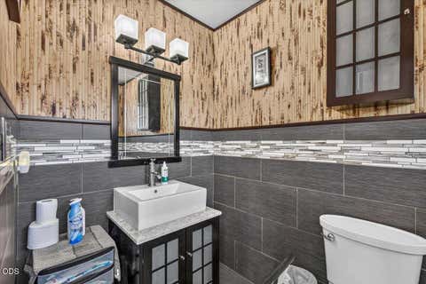 Tiny photo for 5485 Kane Creek Road, Central Point, OR 97502 (MLS # 220227218)