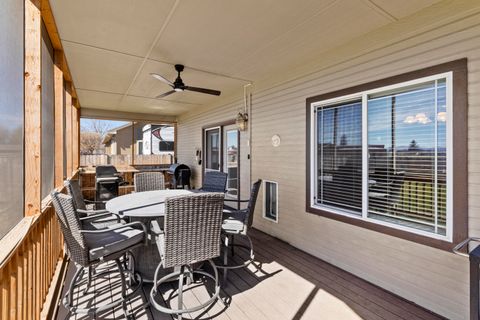 Tiny photo for 5548 Sturdivant Avenue, Klamath Falls, OR 97603 (MLS # 220217373)