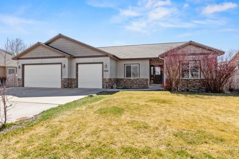 Tiny photo for 5548 Sturdivant Avenue, Klamath Falls, OR 97603 (MLS # 220217373)
