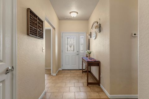 Tiny photo for 5548 Sturdivant Avenue, Klamath Falls, OR 97603 (MLS # 220217373)