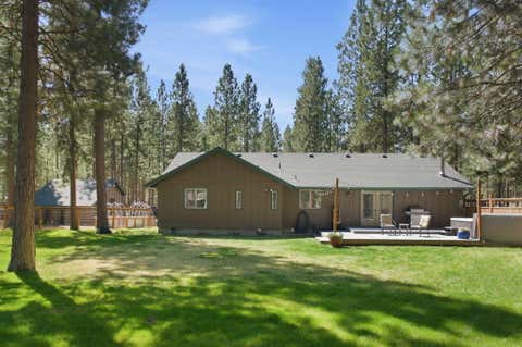 Tiny photo for 15375 Ponderosa Loop, La Pine, OR 97739 (MLS # 220218752)
