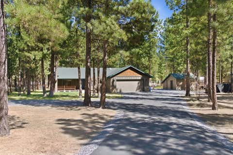 Tiny photo for 15375 Ponderosa Loop, La Pine, OR 97739 (MLS # 220218752)