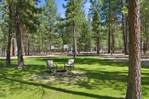 Tiny photo for 15375 Ponderosa Loop, La Pine, OR 97739 (MLS # 220218752)
