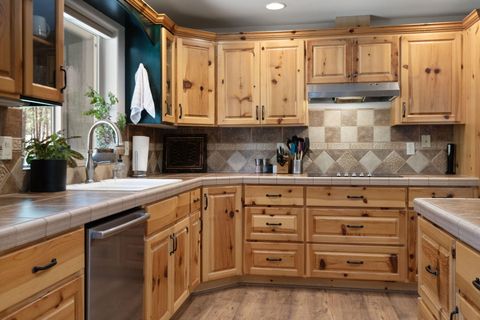 Tiny photo for 15375 Ponderosa Loop, La Pine, OR 97739 (MLS # 220218752)