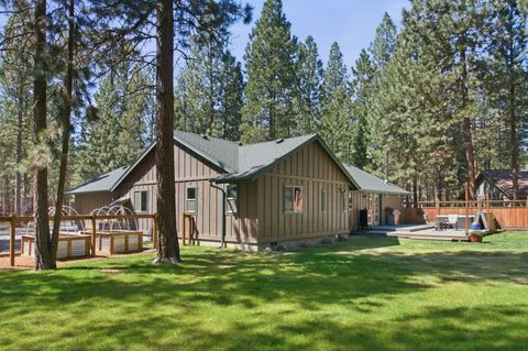Tiny photo for 15375 Ponderosa Loop, La Pine, OR 97739 (MLS # 220218752)