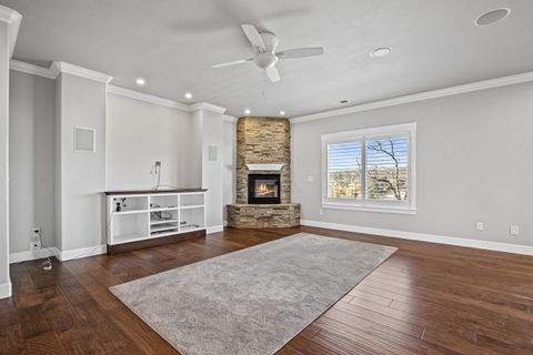 Tiny photo for 407 N Deanjou Avenue, Eagle Point, OR 97524 (MLS # 220211076)