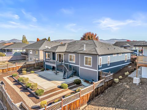 Tiny photo for 407 N Deanjou Avenue, Eagle Point, OR 97524 (MLS # 220211076)