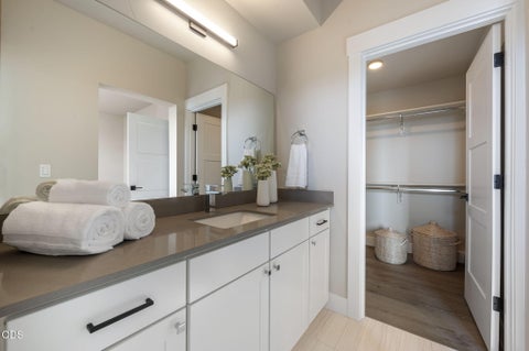 Tiny photo for 20556 NE Empire Avenue, Bend, OR 97701 (MLS # 220226741)