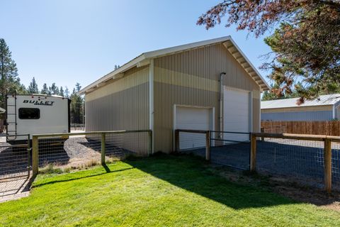 Tiny photo for 15770 Sunrise Boulevard, La Pine, OR 97739 (MLS # 220215404)