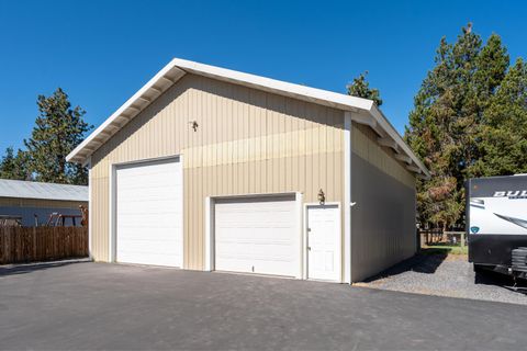 Tiny photo for 15770 Sunrise Boulevard, La Pine, OR 97739 (MLS # 220215404)