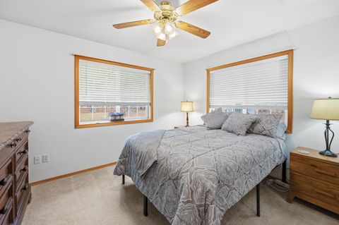 Tiny photo for 15770 Sunrise Boulevard, La Pine, OR 97739 (MLS # 220215404)