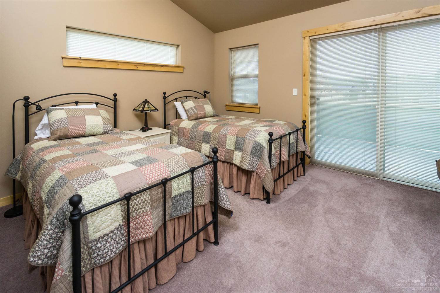 Otter Run - Residential