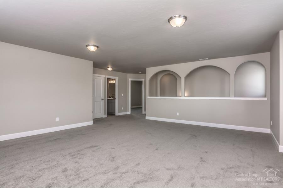 27 Elm - Residential