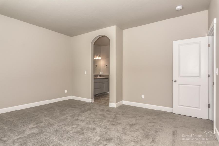 27 Elm - Residential