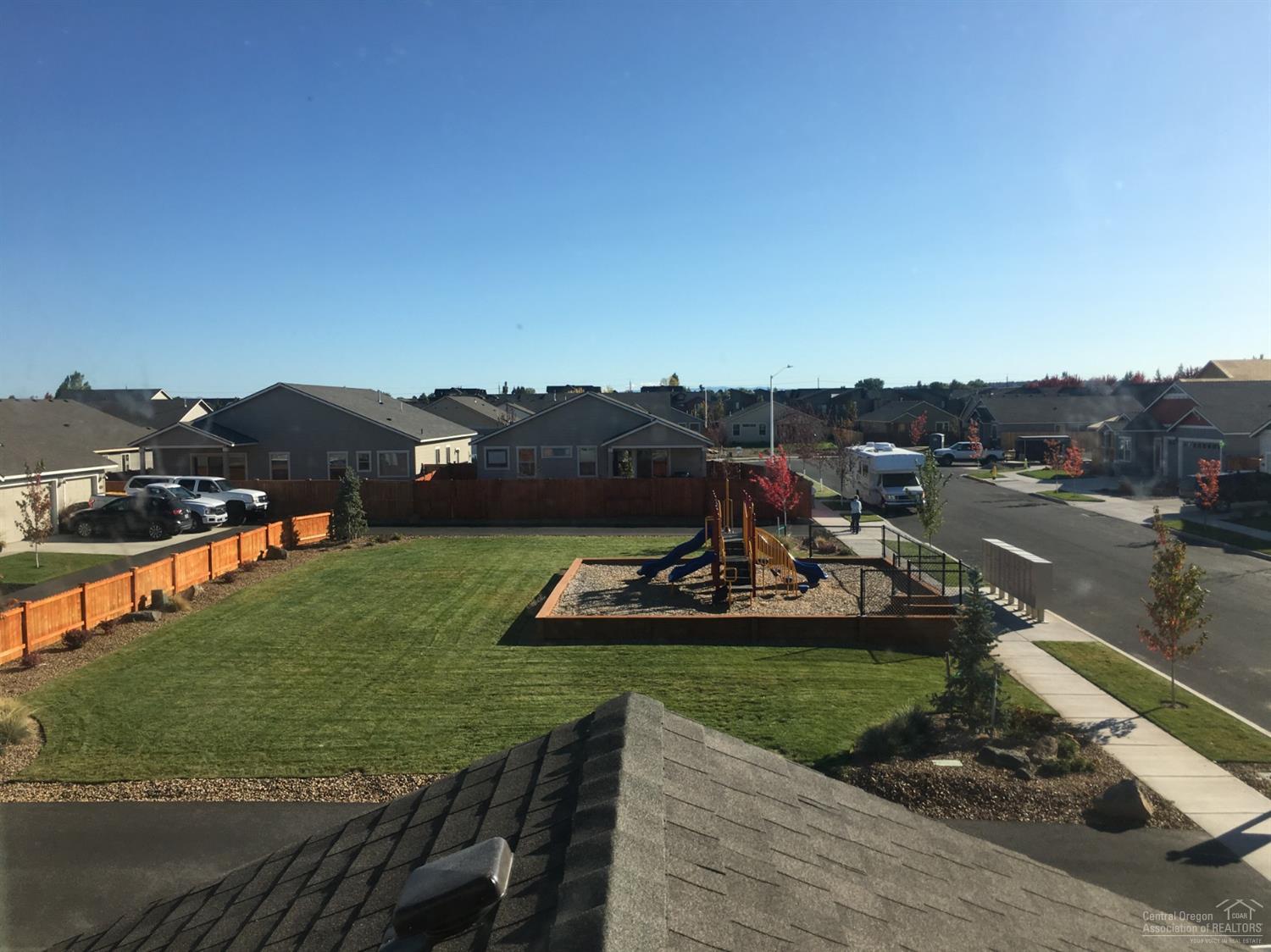 27 Elm - Residential