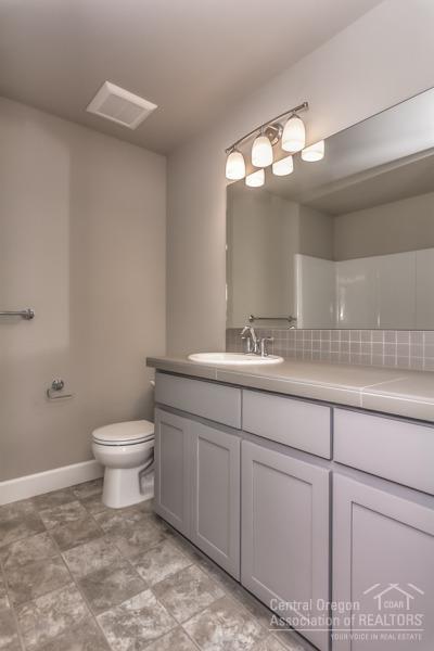 27 Elm - Residential