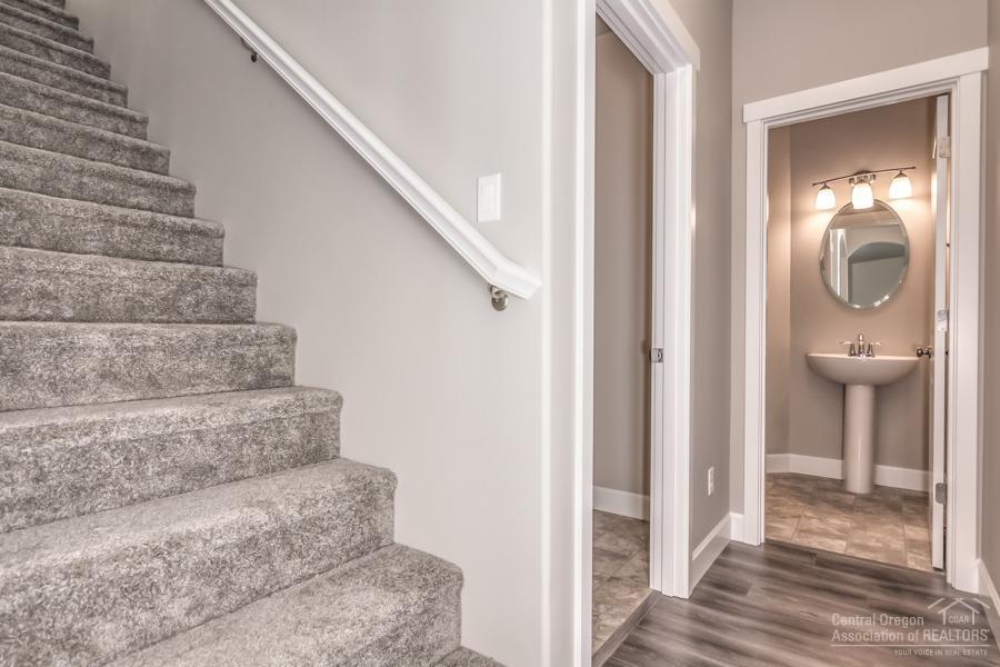 27 Elm - Residential