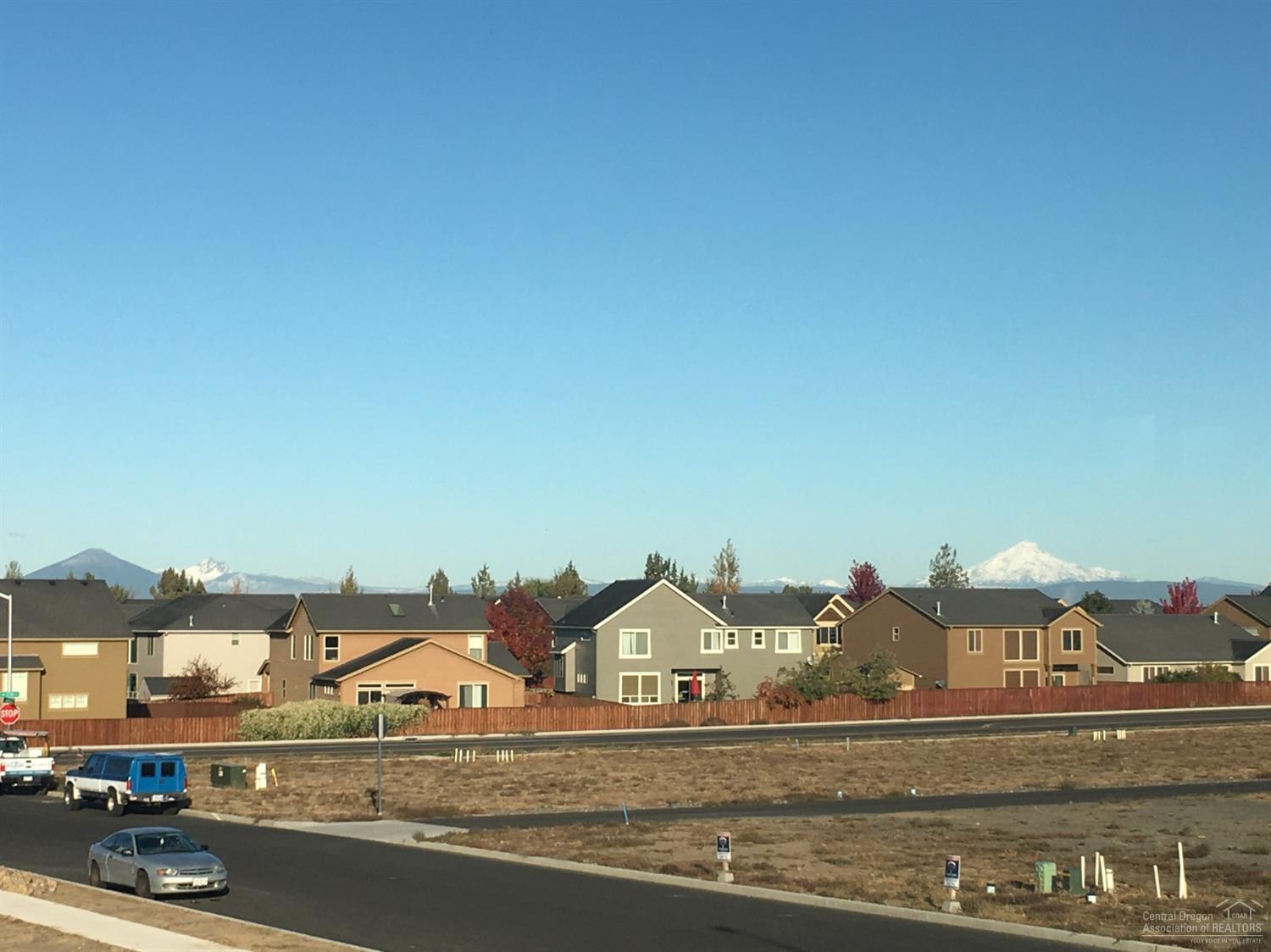 27 Elm - Residential