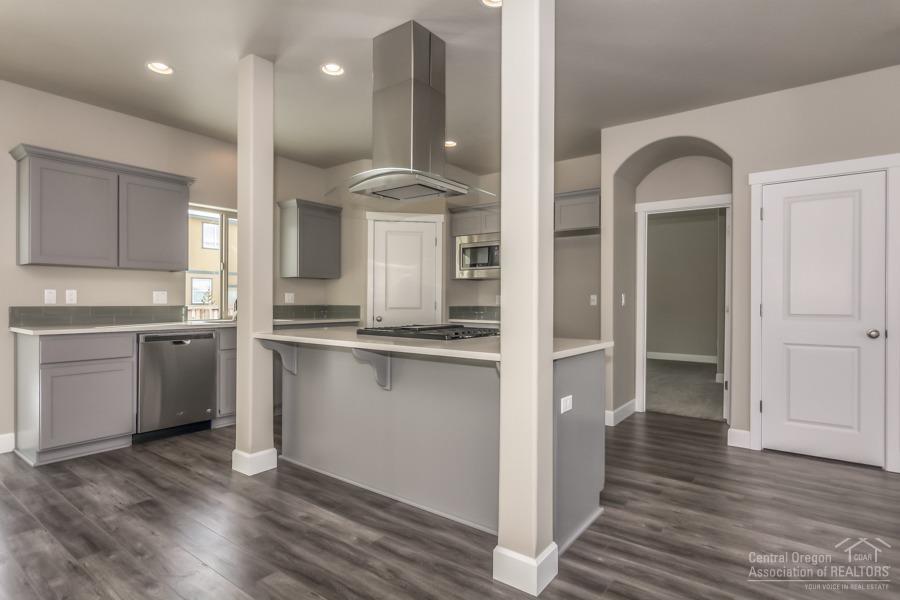 27 Elm - Residential