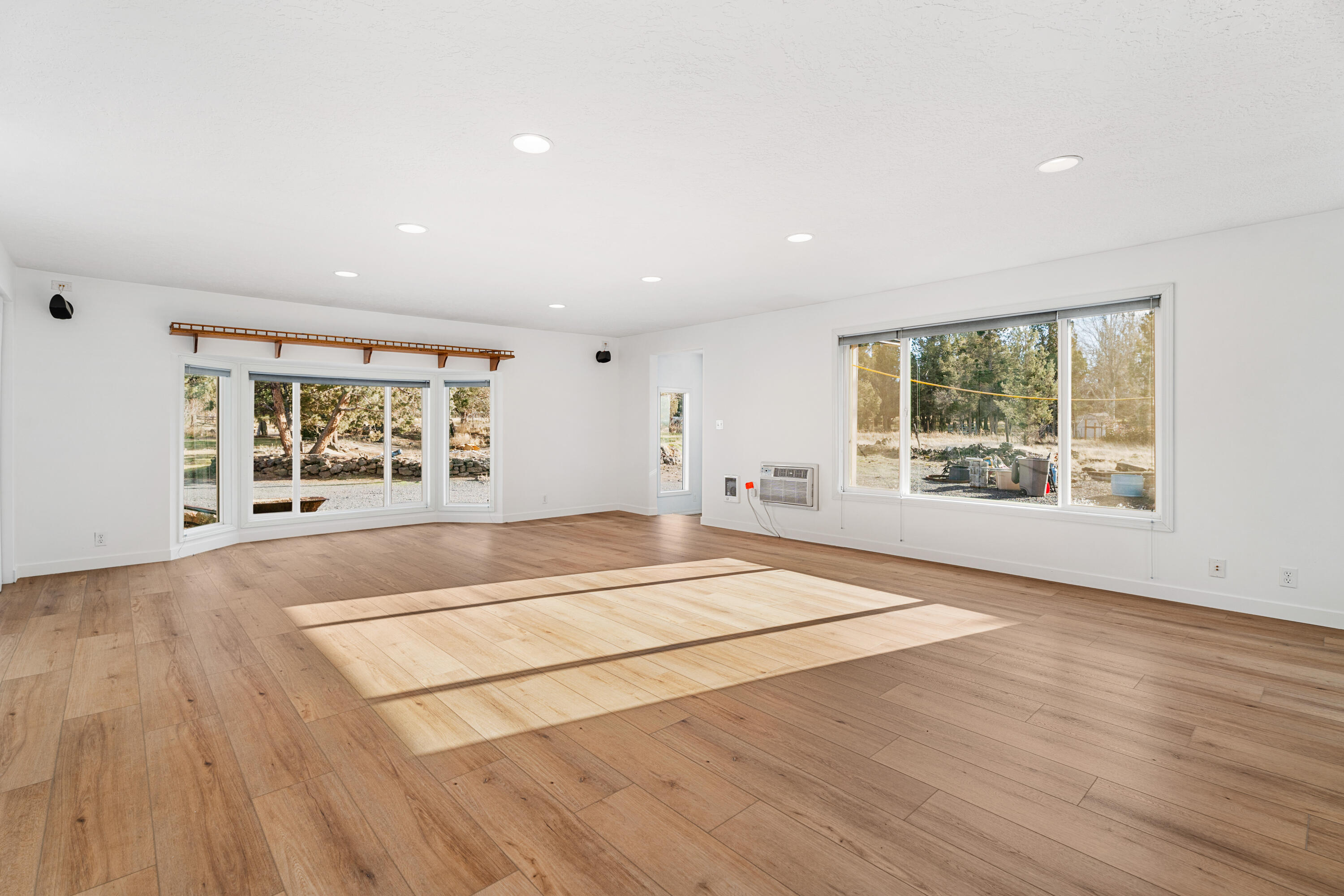 Howells River Rim - Residential