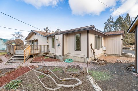 Tiny photo for 1839 NW 51st Street, Redmond, OR 97756 (MLS # 220213206)