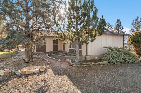 Tiny photo for 1839 NW 51st Street, Redmond, OR 97756 (MLS # 220213206)